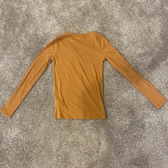 Women’s Brown Gap Long Sleeve Tee - Picture 4 of 7